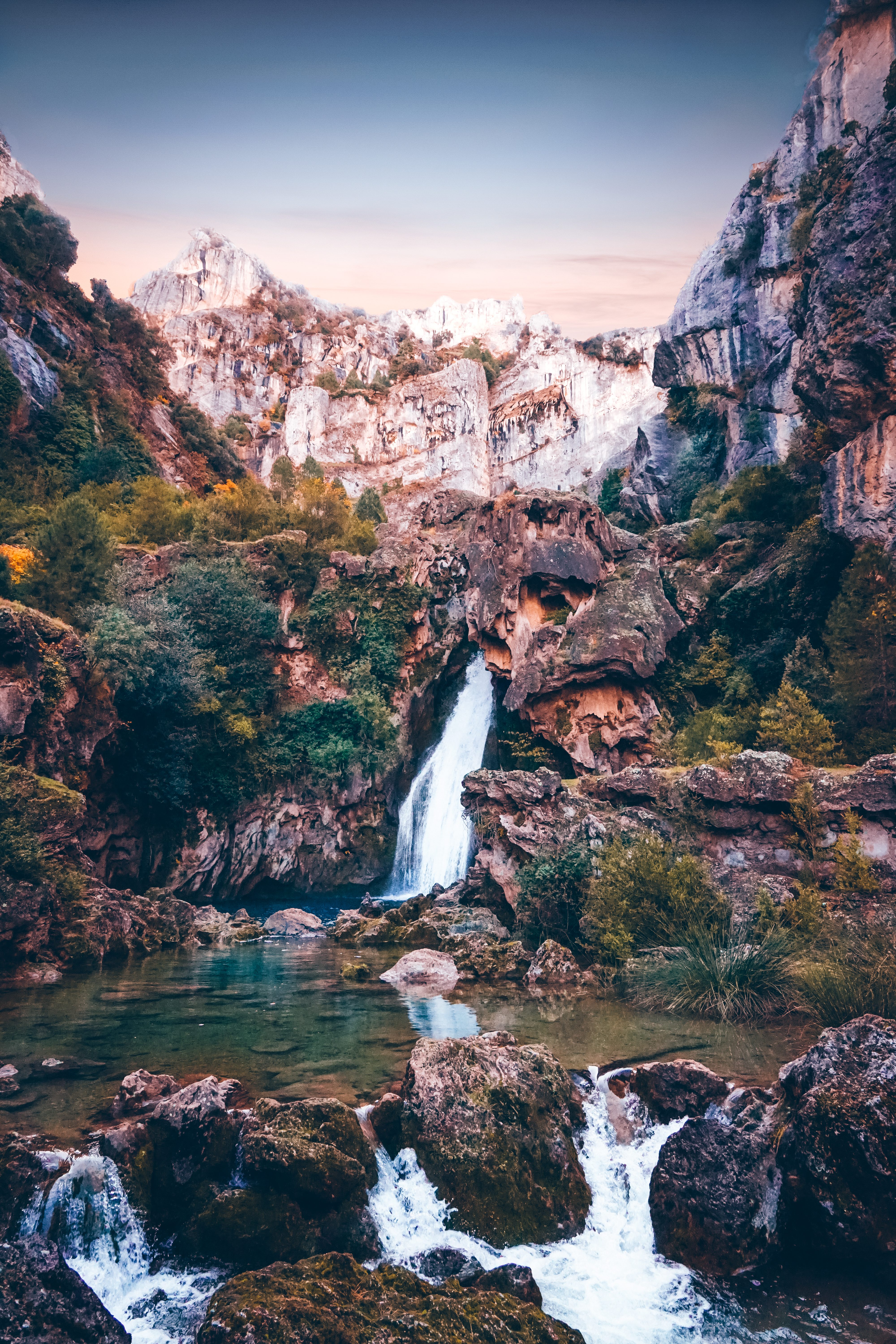 Skull waterfall Foundation